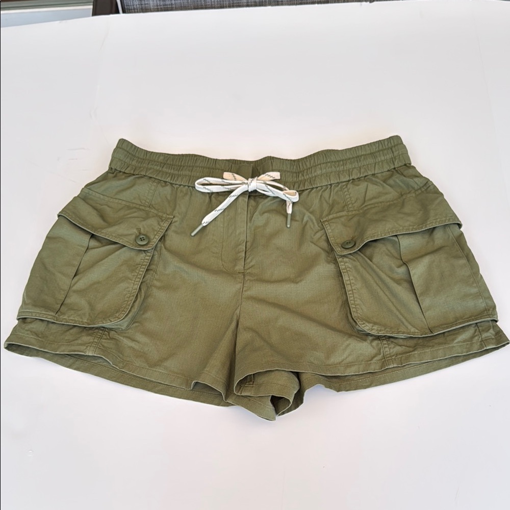 J Crew olive green shorts, size large